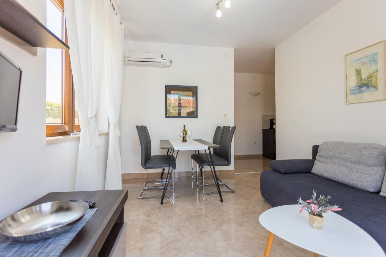 Apartman Mia Fažana Kültér fotó